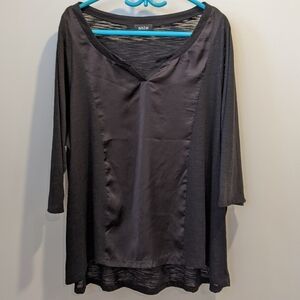 PENNINGTONS mblm black semi sheer top sz 3